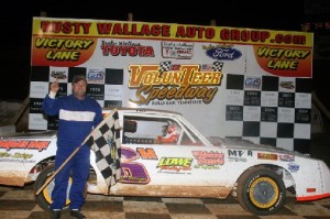 (5-6-11) R.J. Mayes - Hobby Stock - 1st Win