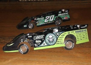 (8-25-11) Scott Bloomquist No. 0 - Jimmy Owens No. 20