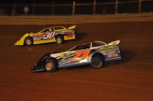 (5-6-2016) Ryan King #30 - Cory Hedgecock #23 (Volunteer Speedway)